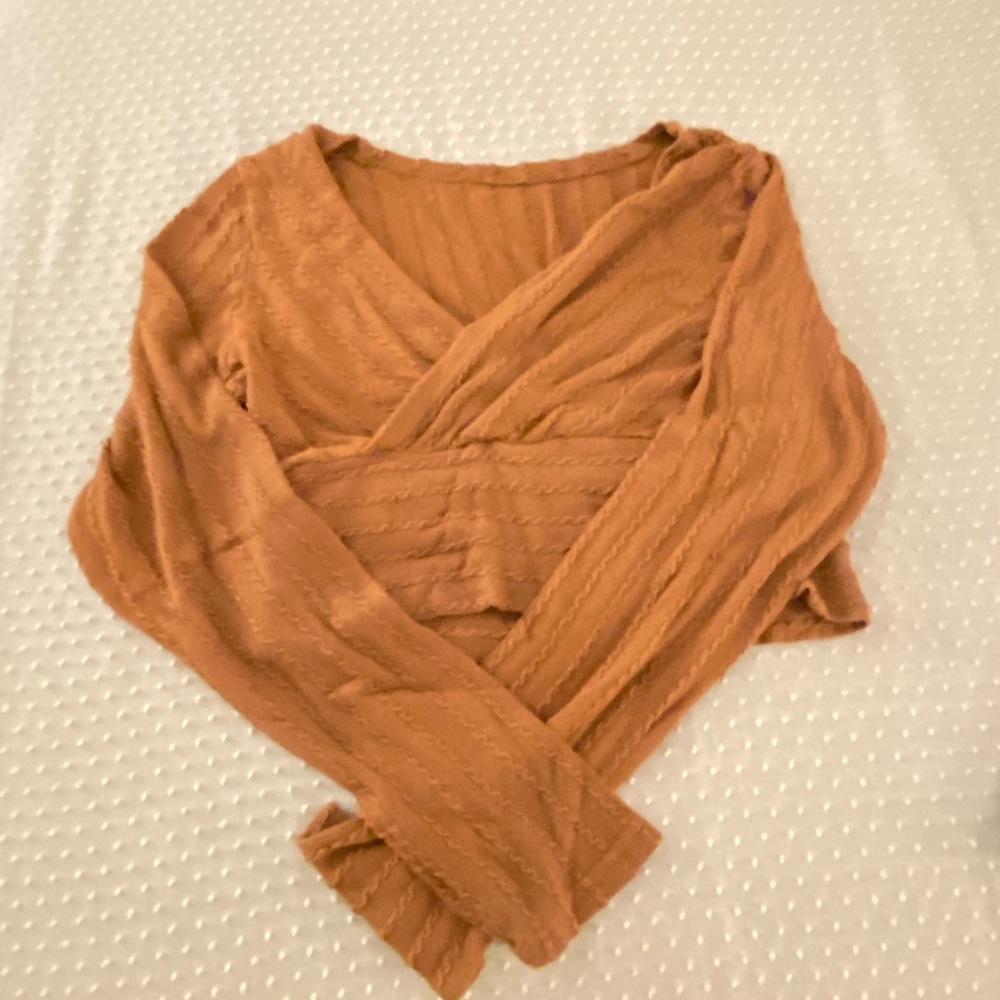 Long sleeve brown shirt